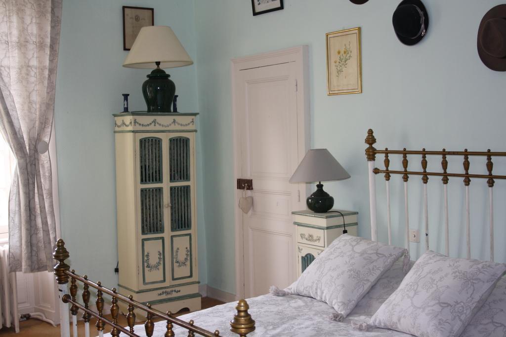 Demeure De Villiers Bed & Breakfast Coudeville Ngoại thất bức ảnh